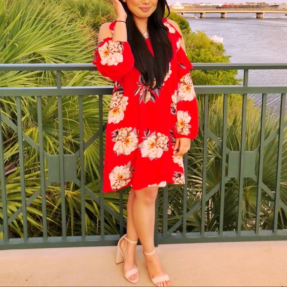 Bellanblue Dresses & Skirts - Tropical print red dress Bellanblue Dresses & Skirts - Tropical print red dress